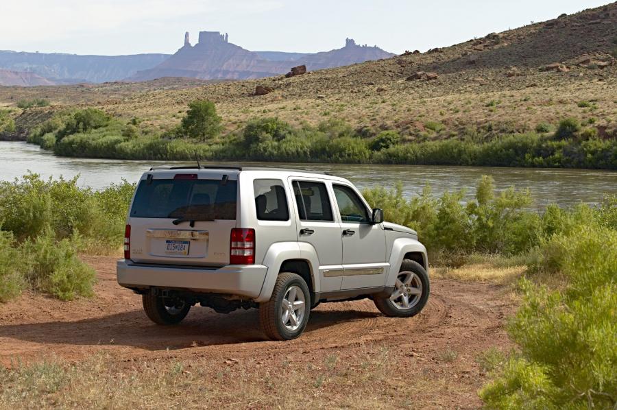  Jeep Liberty 2008 года  (фото 78 из 98)